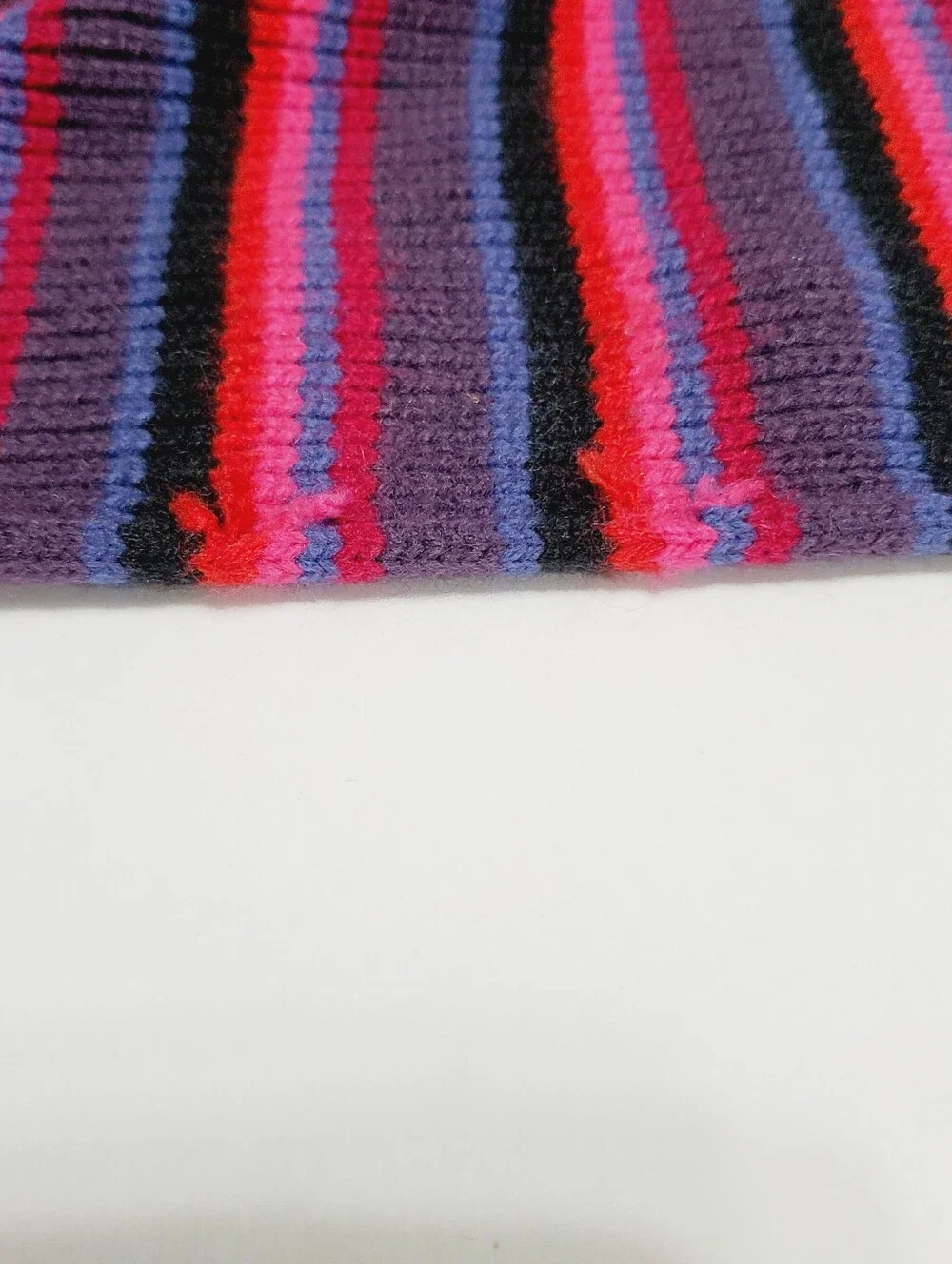 Kenneth Cole Reaction Women's Winter Knit Scarf Multicolor Striped Pattern 72x7